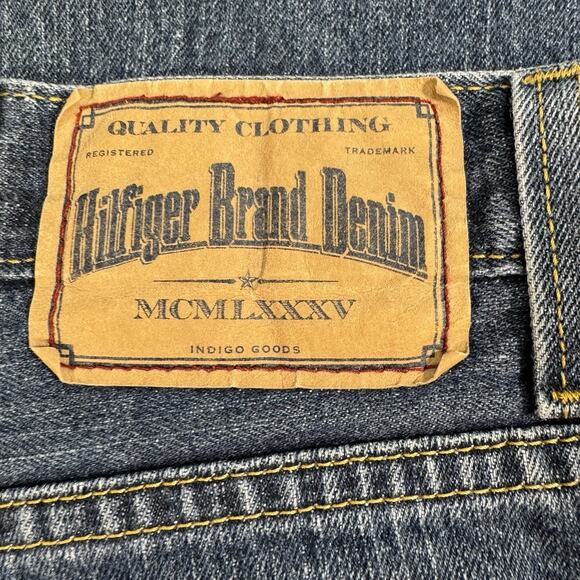 Hilfiger Brand Denim Men's 38x32 Blue Denim Relaxed Freedom Jeans - Picture 8 of 8